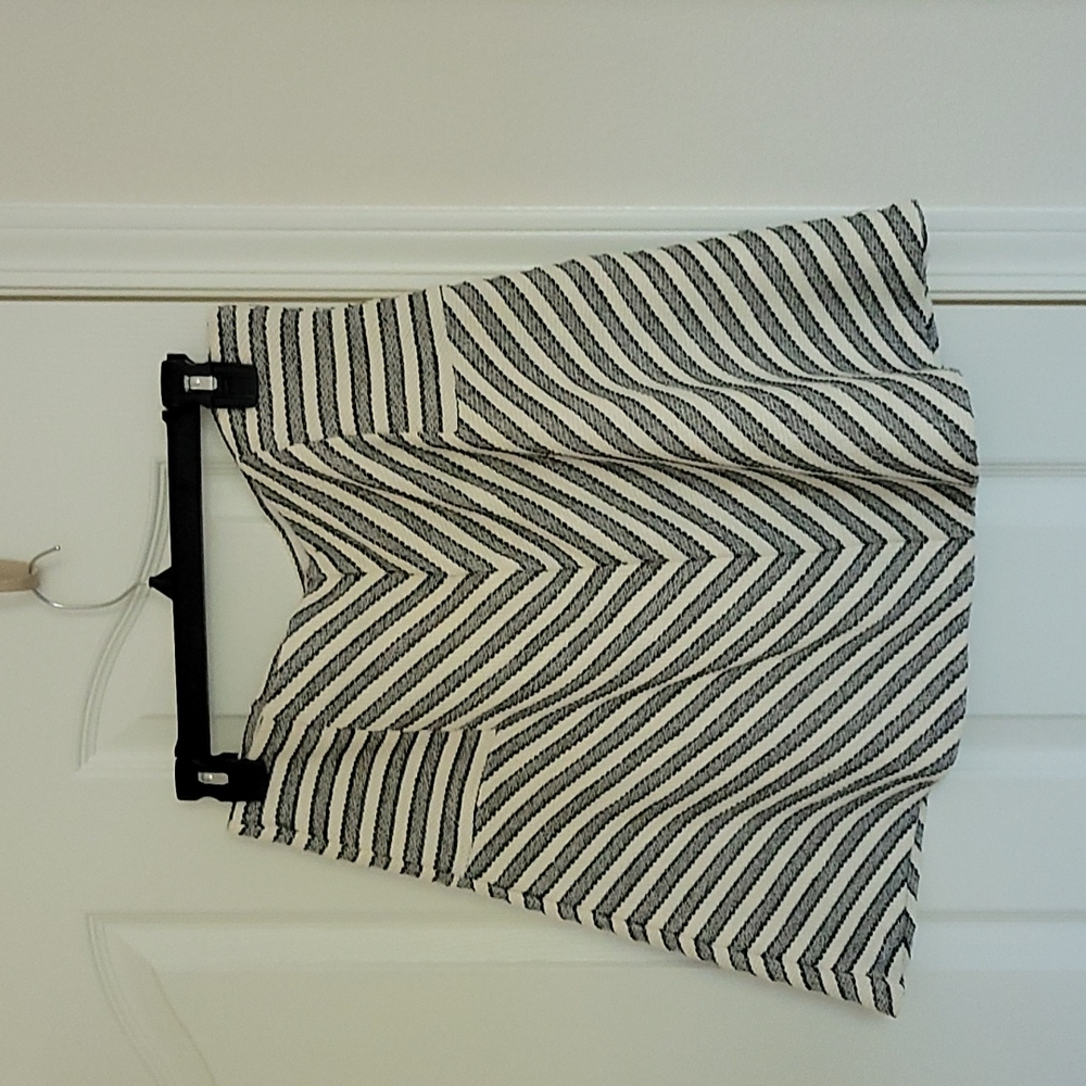 Nwt New Loft Tweed Flippy Skirt - Picture 2 of 6